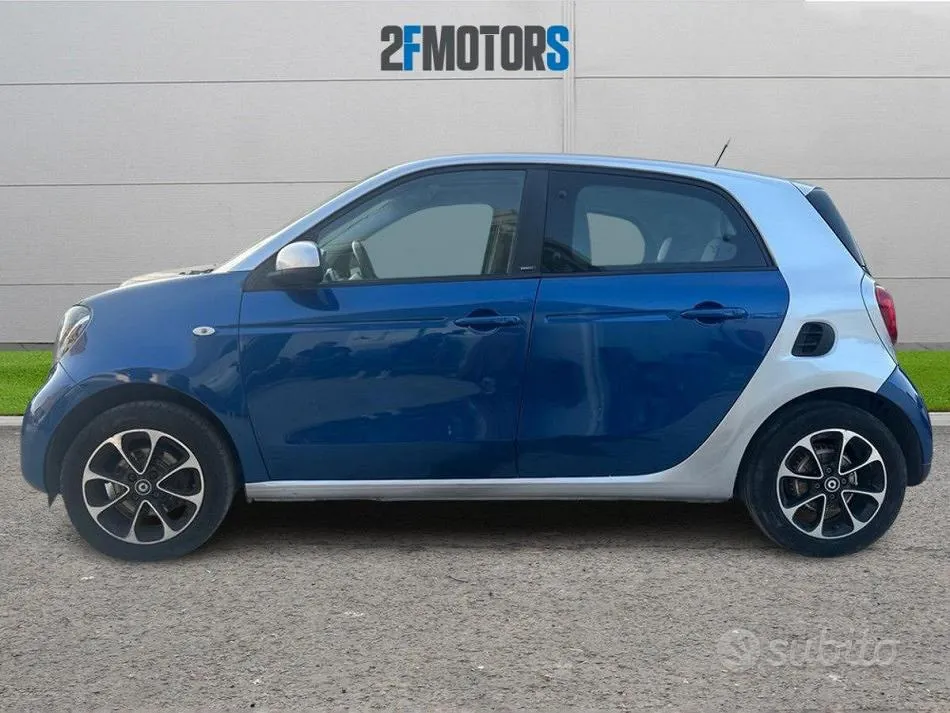 Smart Forfour 2015 photo 4