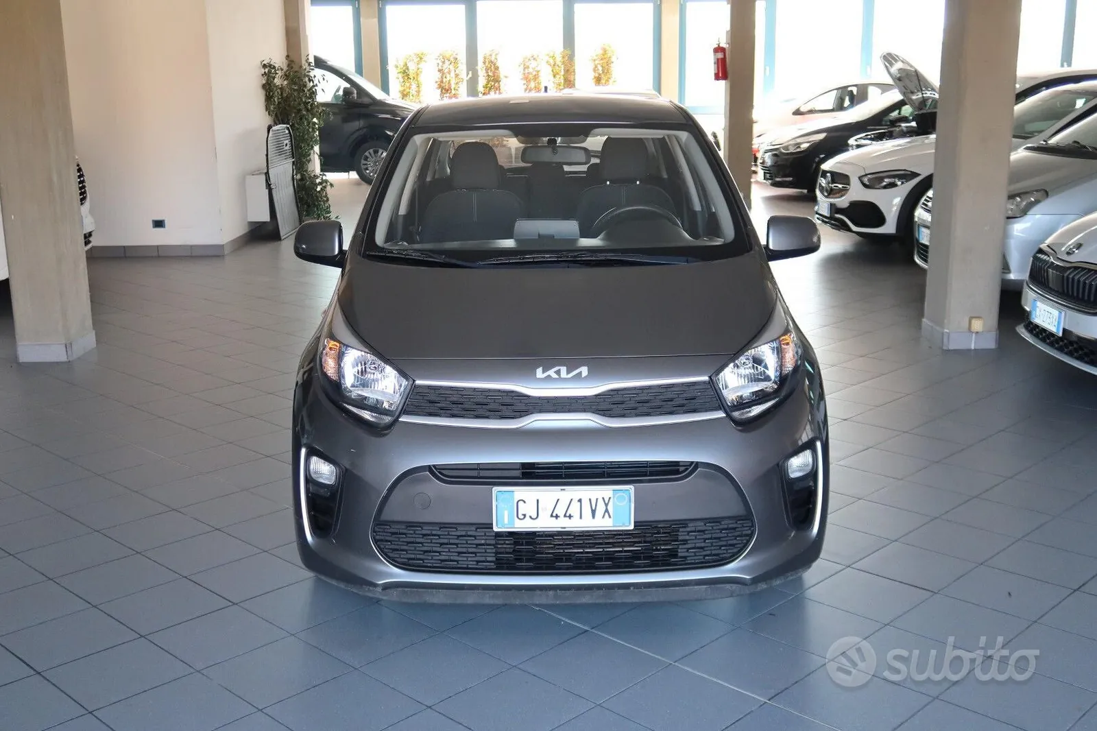 Kia Picanto 2022 photo 2