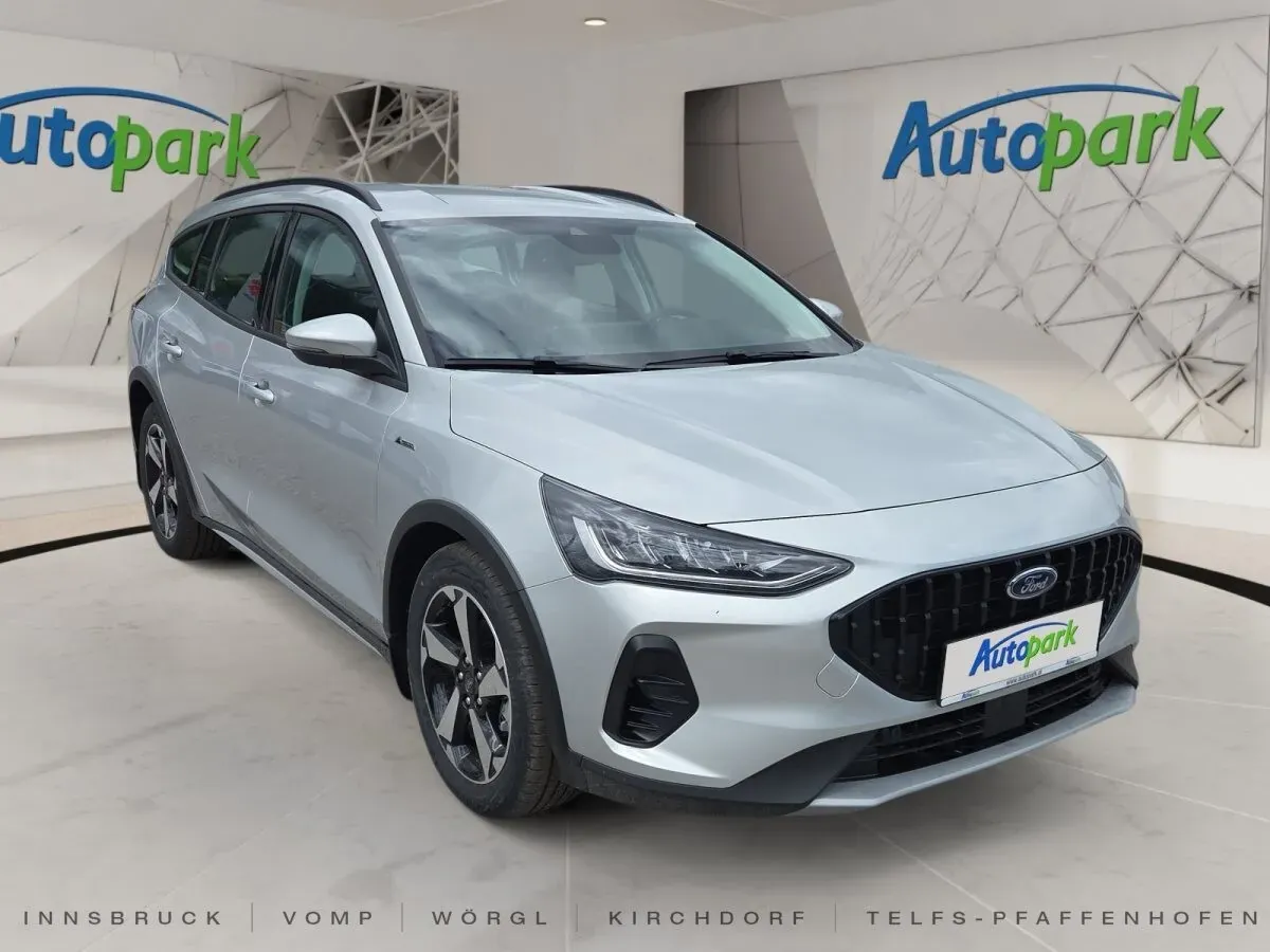 Ford Focus 2026 photo 3