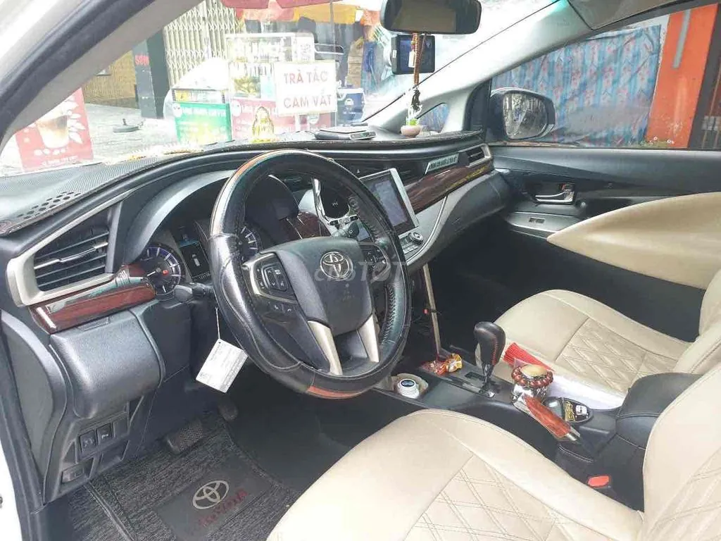 Toyota Innova 2018 photo 3