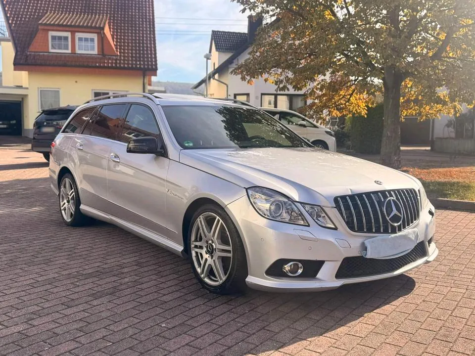 Mercedes-Benz E500