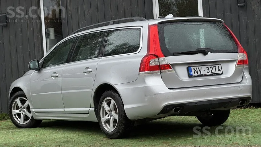 Volvo V70 2016 photo 3