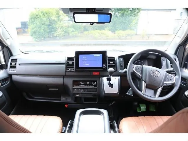 Toyota Hiace 2026 photo 2