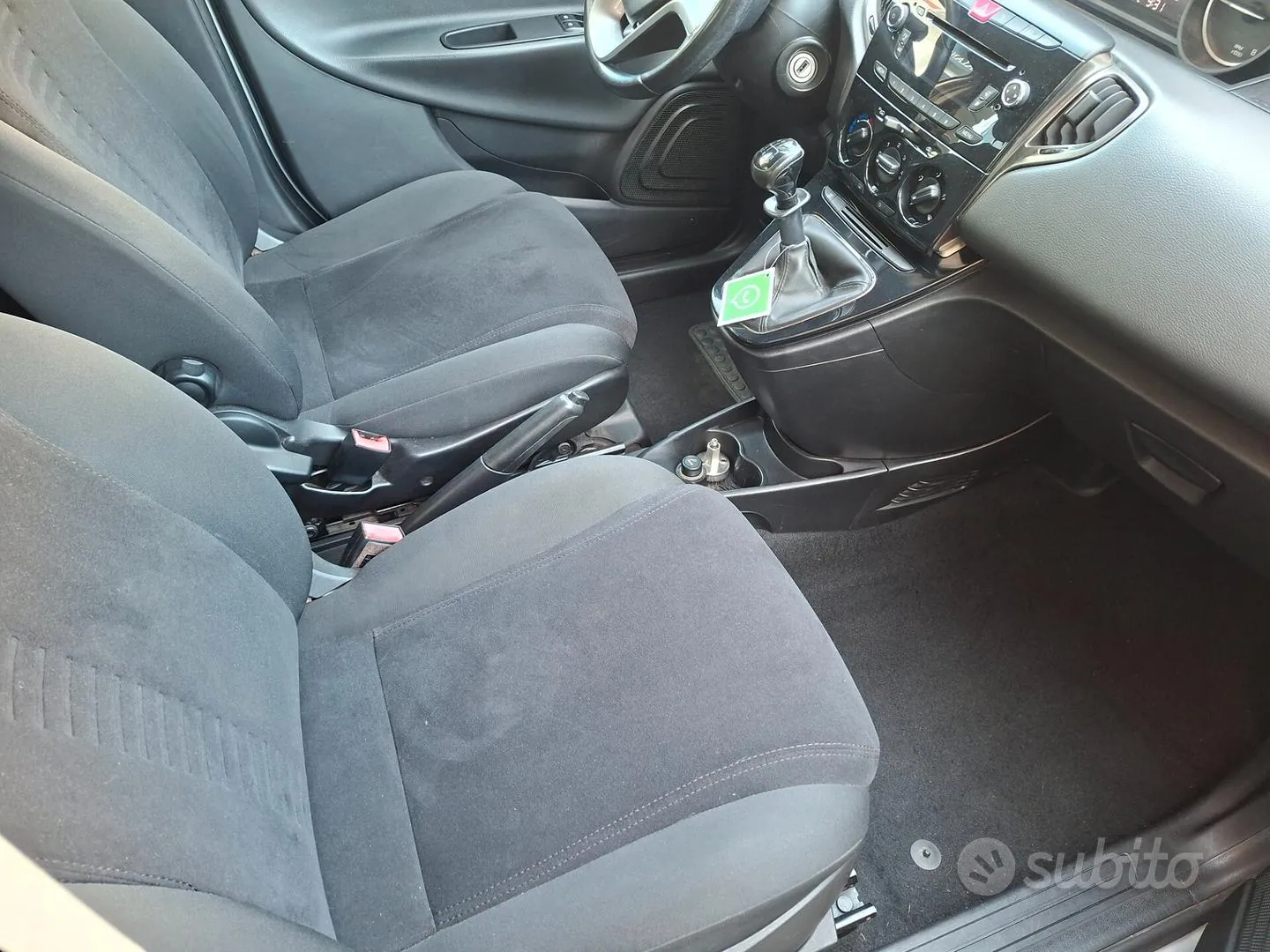 Lancia Ypsilon 2013 photo 2
