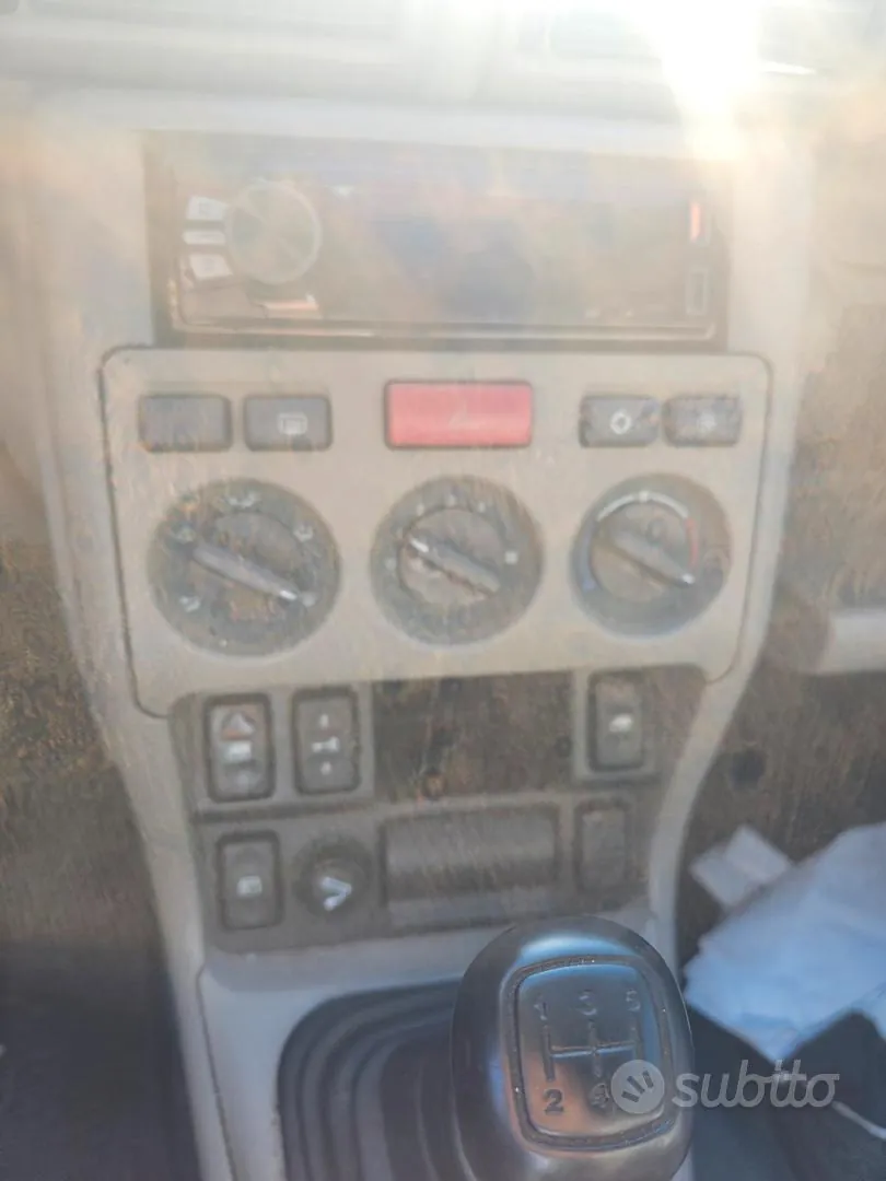 Land Rover Freelander 2000 photo 5