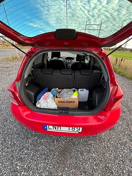 Toyota Yaris 2010 photo 2