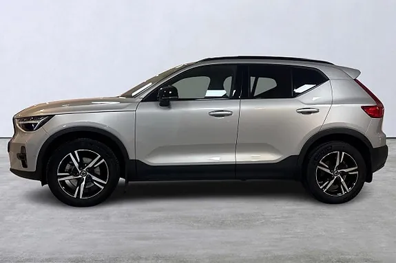 Volvo Xc40 2025 photo 2