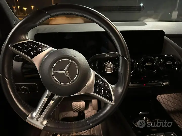Mercedes-Benz Gla 2023 photo 5