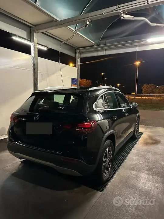 Mercedes-Benz Gla 2023 photo 2