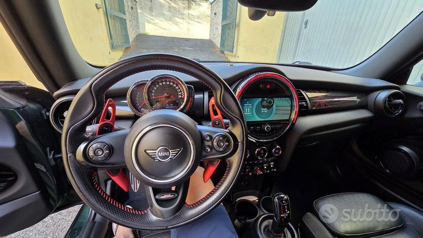 Mini John Cooper Works 2018 photo 5