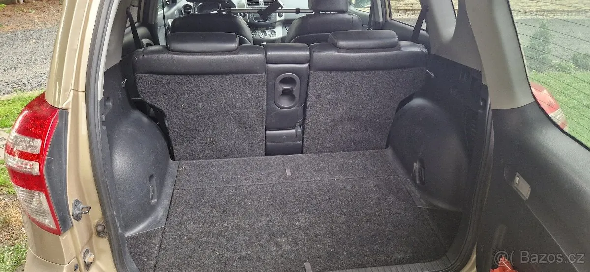 Toyota Rav4 2011 photo 5