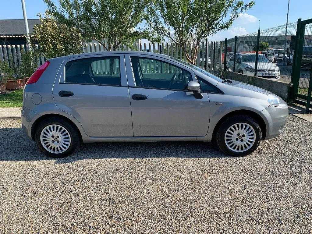 Fiat Punto 2013 photo 4