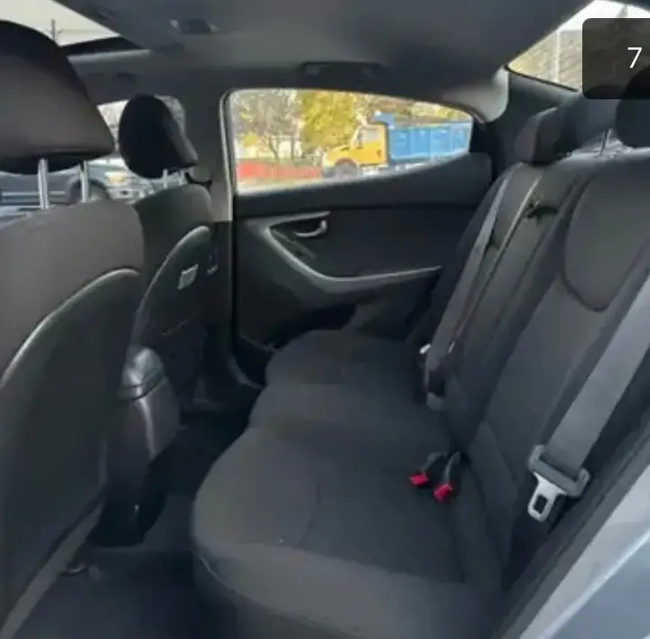 Hyundai Elantra 2016 photo 3
