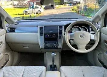 Nissan Tiida 2009 photo 3