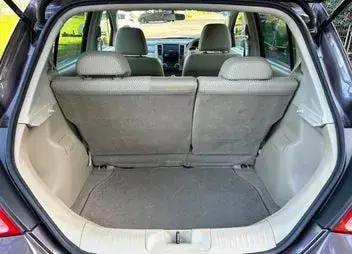 Nissan Tiida 2009 photo 2