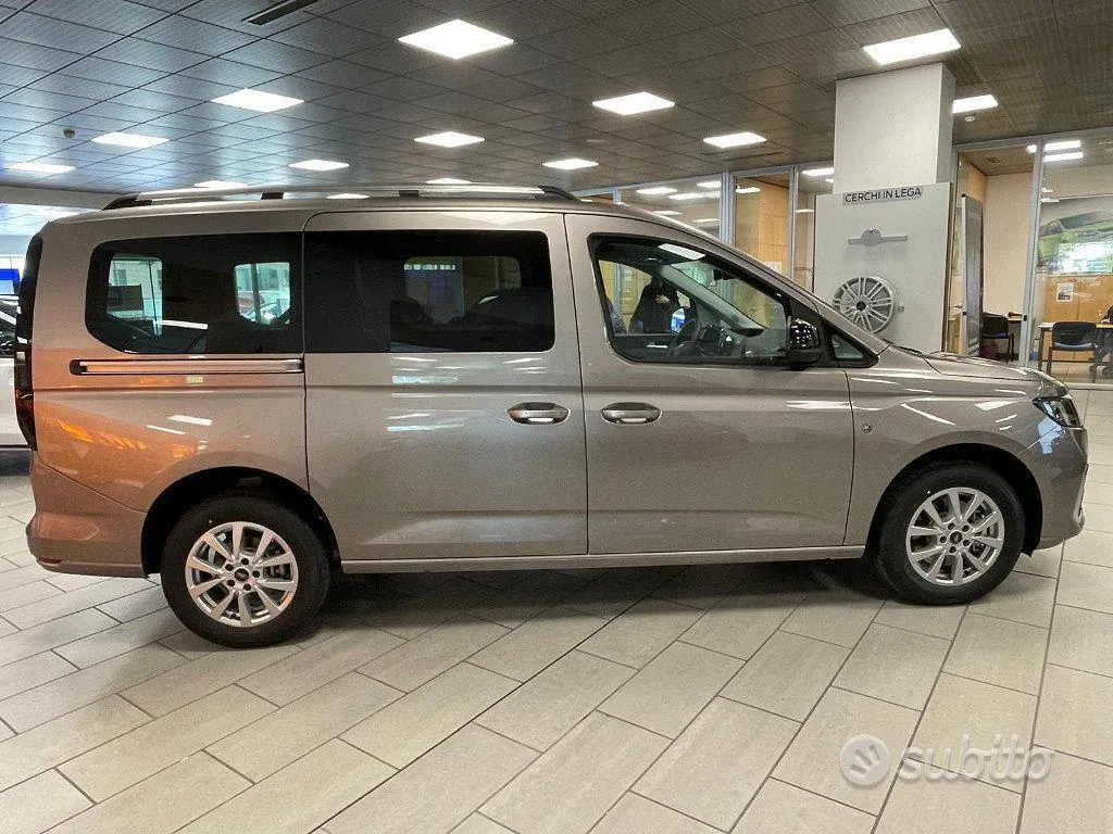 Ford Tourneo Connect photo 4
