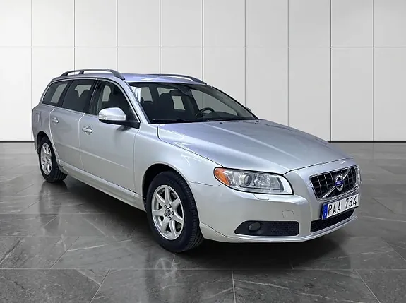 Volvo V70 2010 photo 3