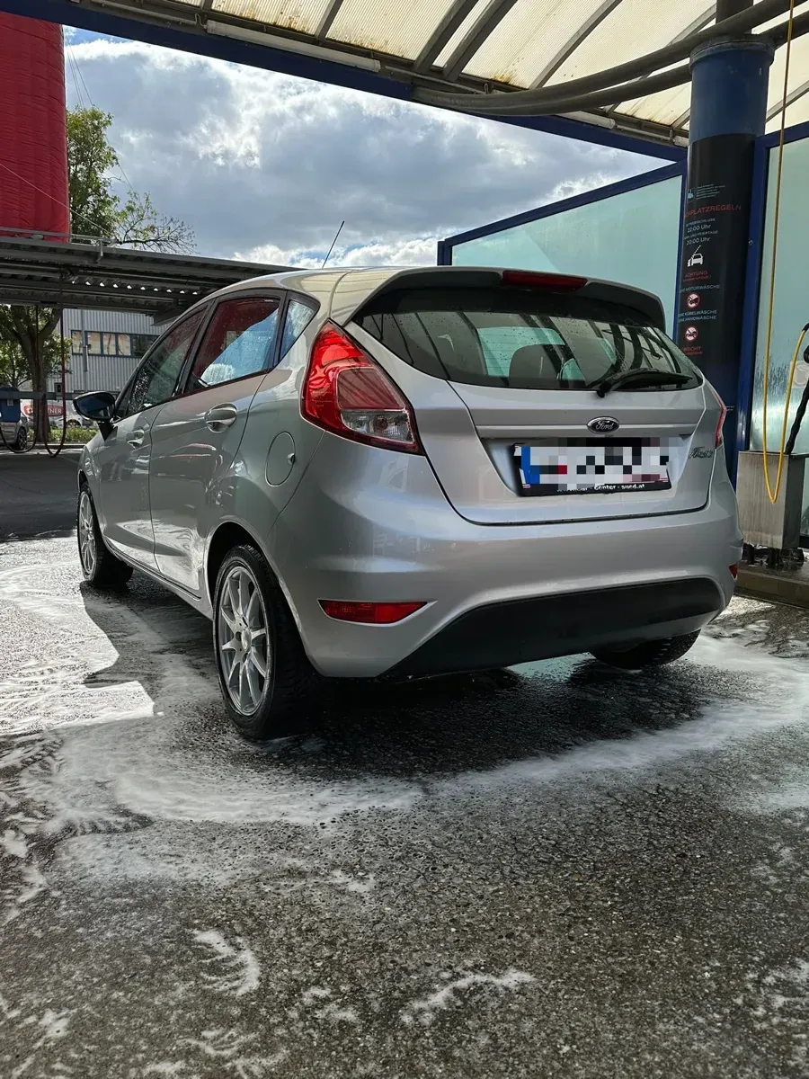 Ford Fiesta 2014 photo 3
