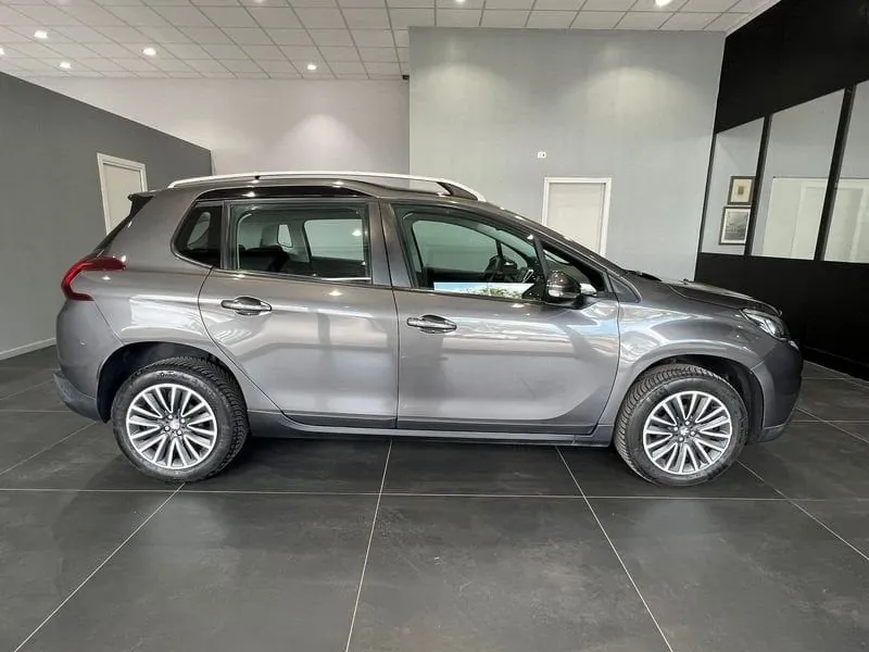 Peugeot 2008 2019 photo 4