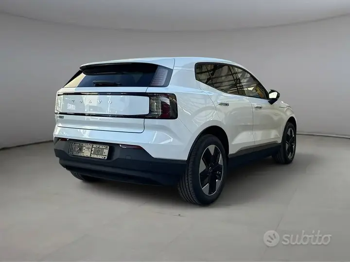 Volvo Ex30 2026 photo 3