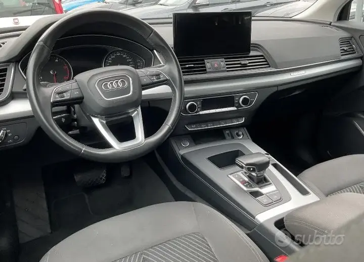 Audi Q5 2022 photo 2