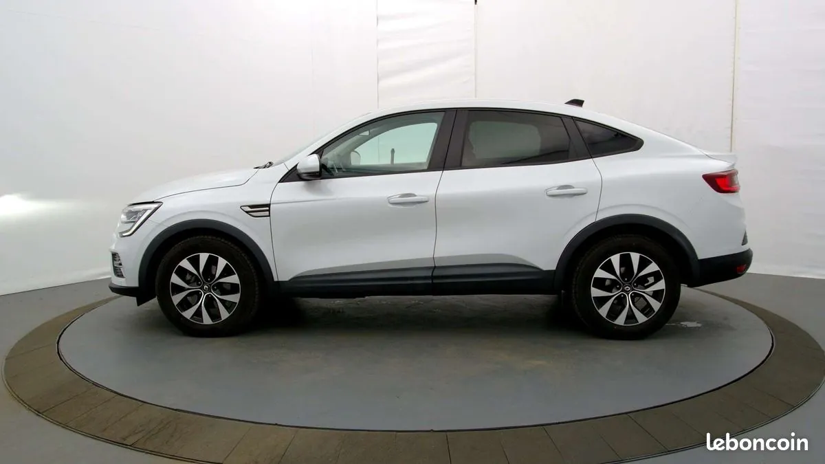 Renault Arkana 2023 photo 4