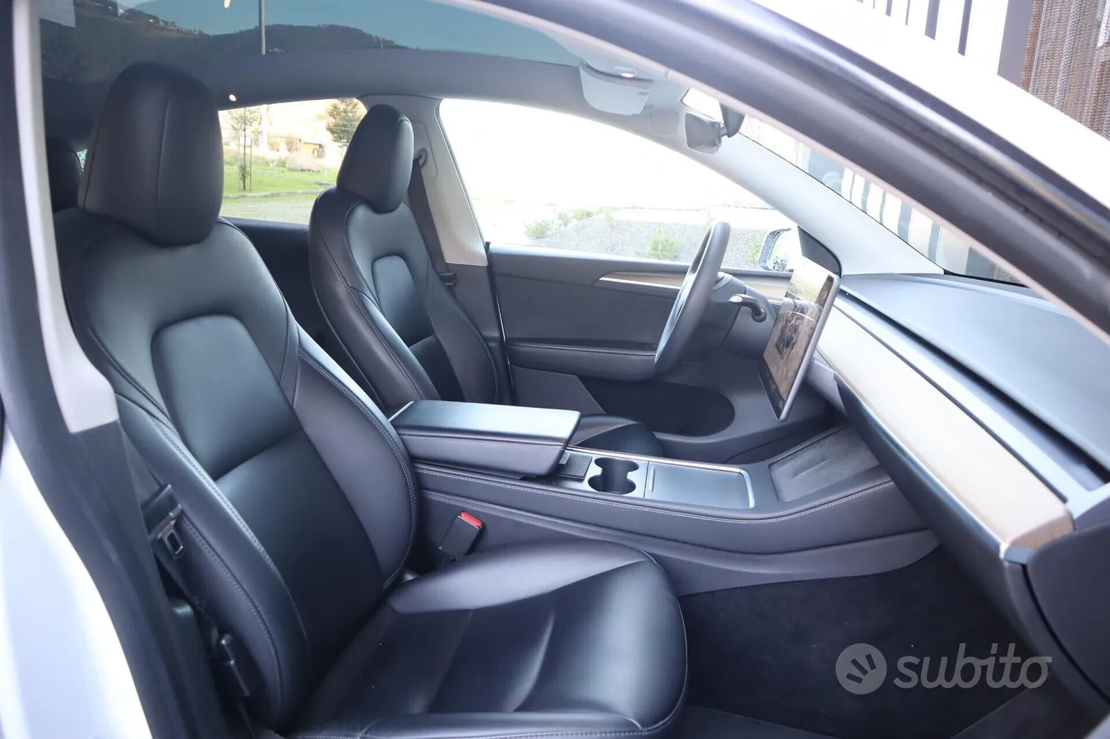 Tesla Model Y 2022 photo 5