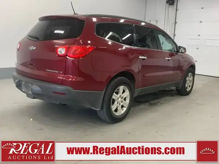 Chevrolet Traverse 2010 photo 3