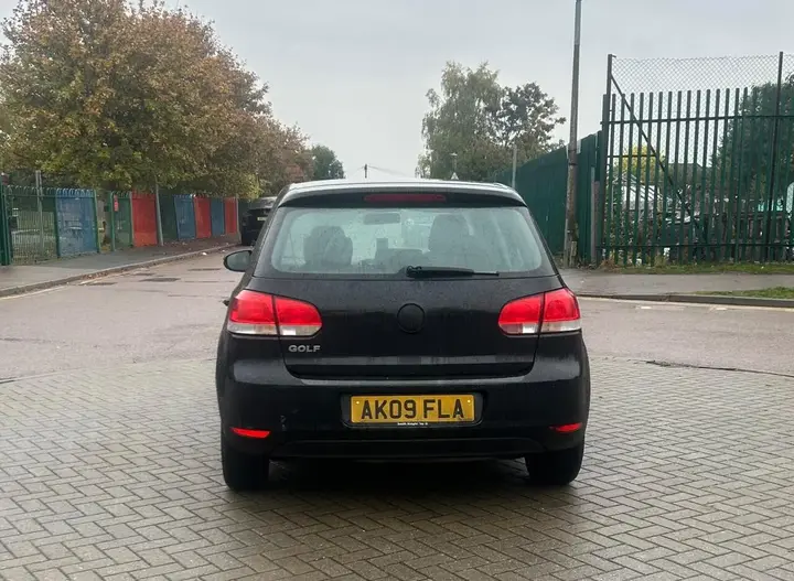 Volkswagen Golf 2009 photo 4