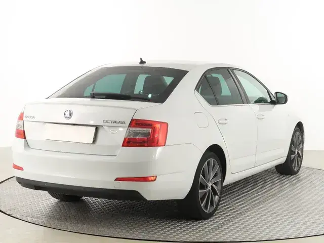 Skoda Octavia 2015 photo 4