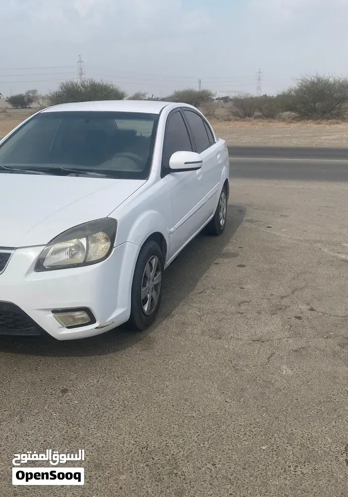 Kia Rio 2010 photo 3