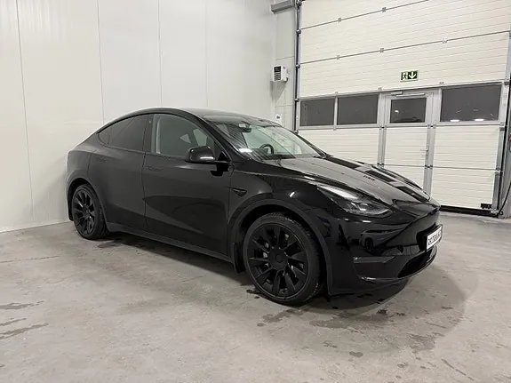 Tesla Model Y 2023 photo 5