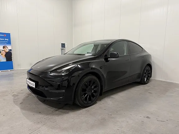 Tesla Model Y 2023 photo 2