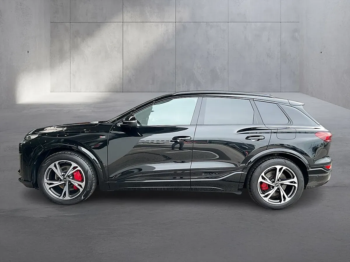 Audi Q6 2025 photo 2