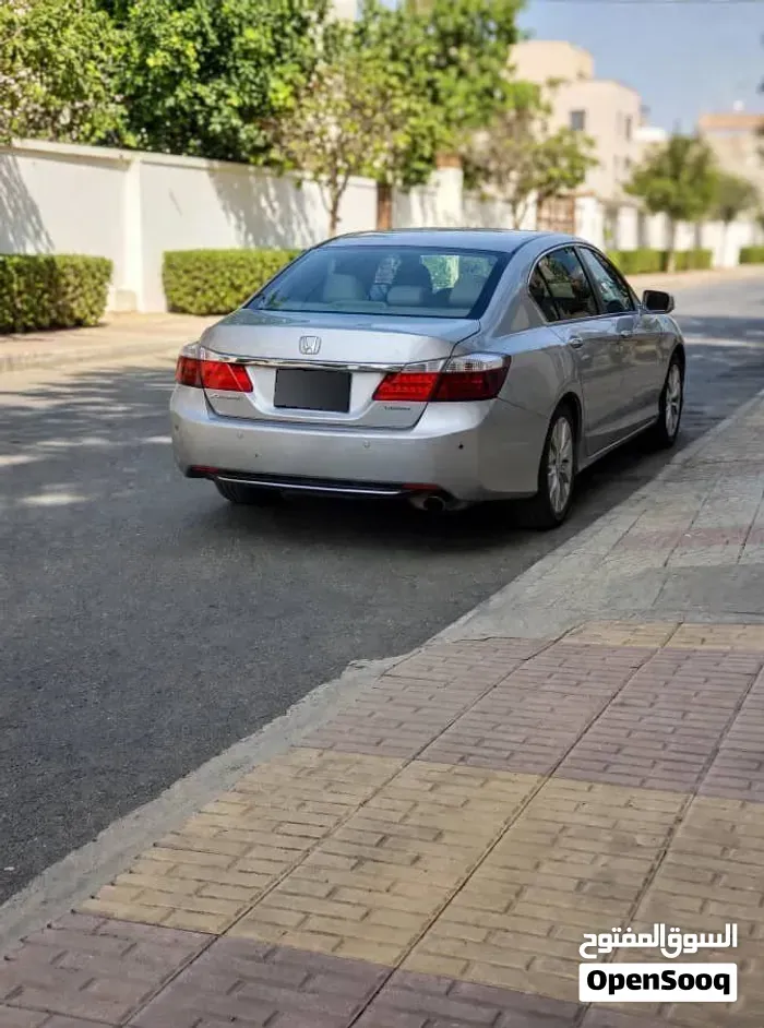 Honda Accord 2014 photo 2