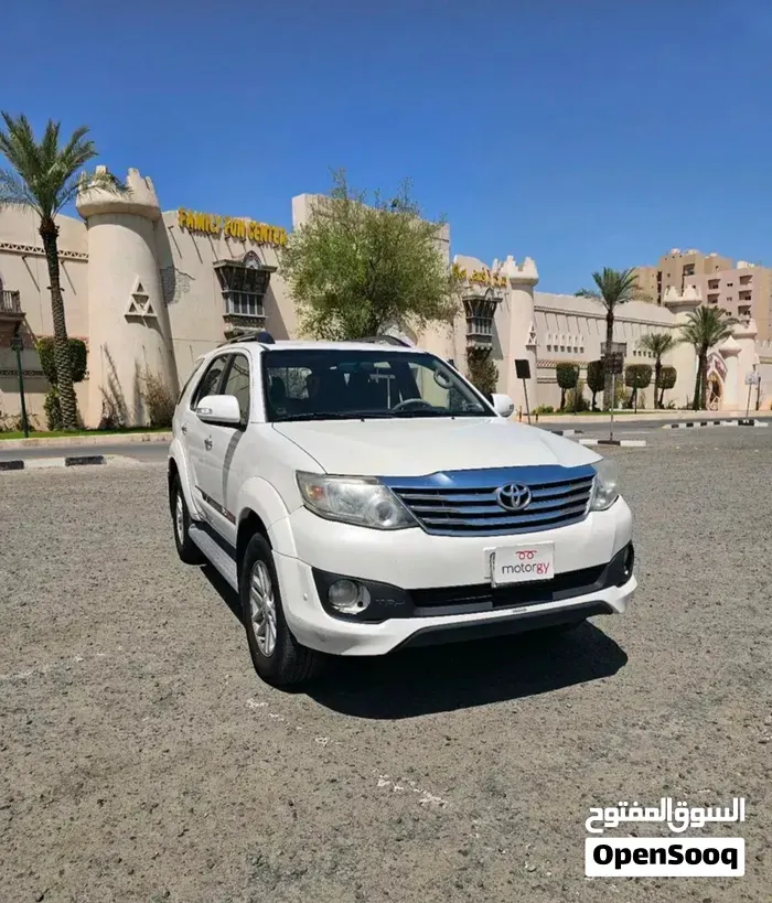 Toyota Fortuner 2015 photo 4