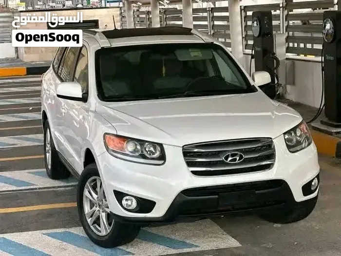 Hyundai Santa Fe 2012 photo 4