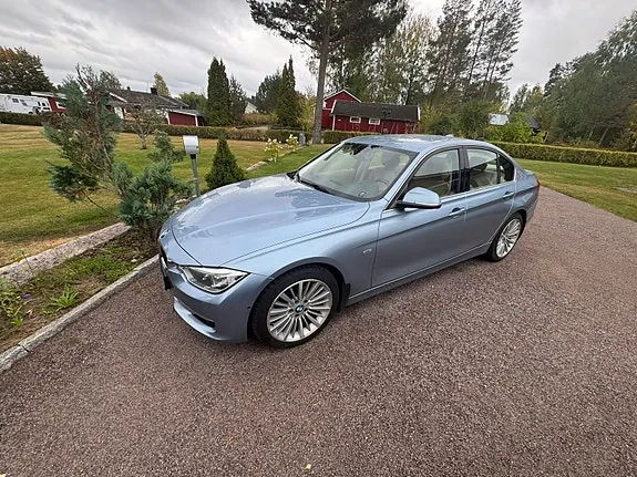 BMW 328I