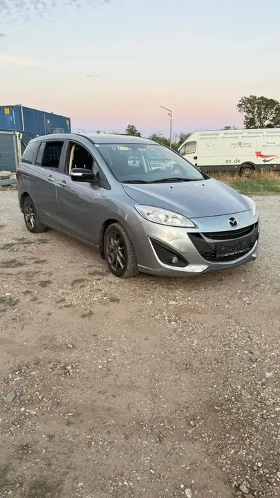 Mazda Mazda5 2013 photo 3