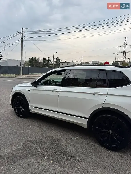 Volkswagen Tiguan 2020 photo 5