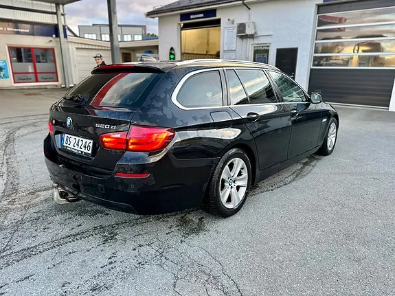BMW 520D 2011 photo 3