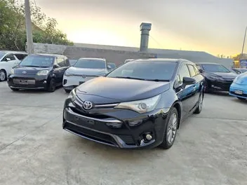 Toyota Avensis 2016 photo 2