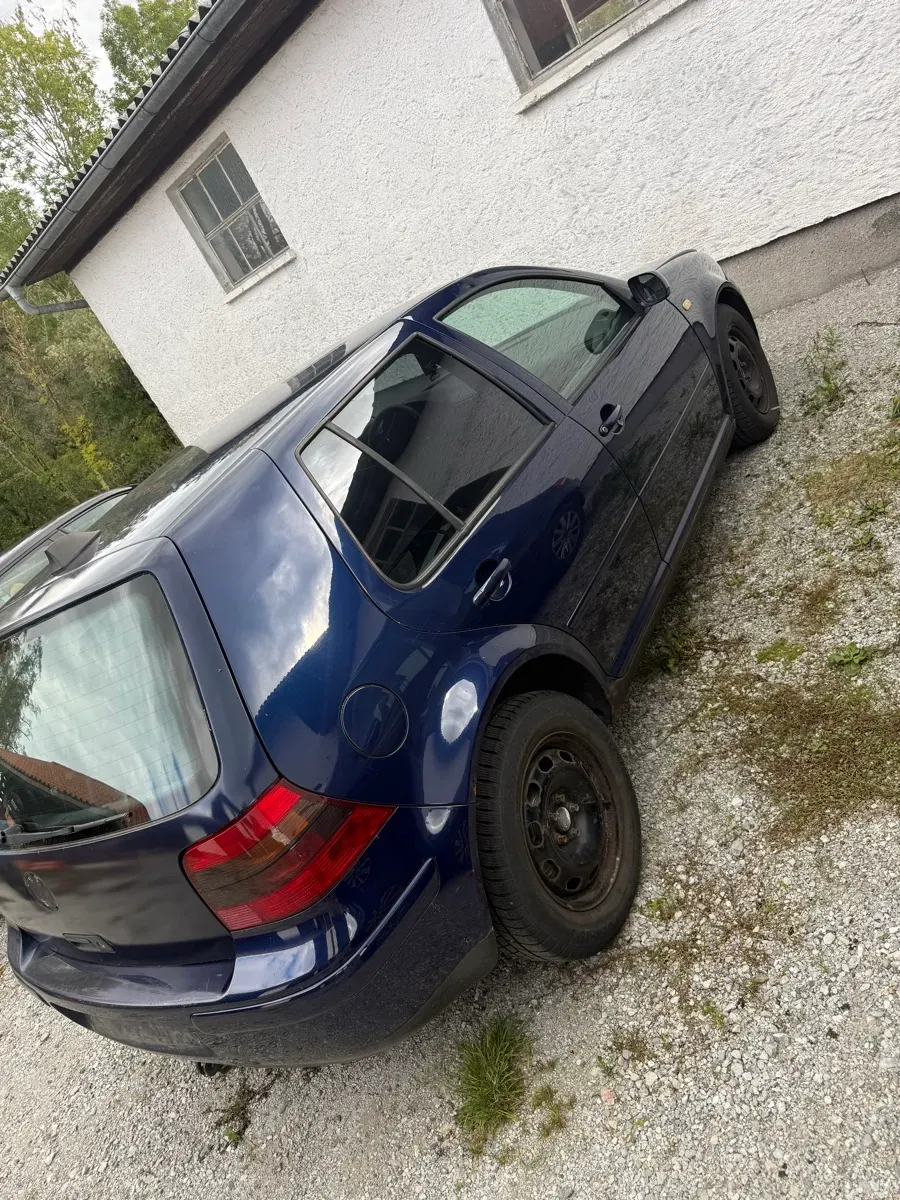 Volkswagen Golf 2001 photo 3