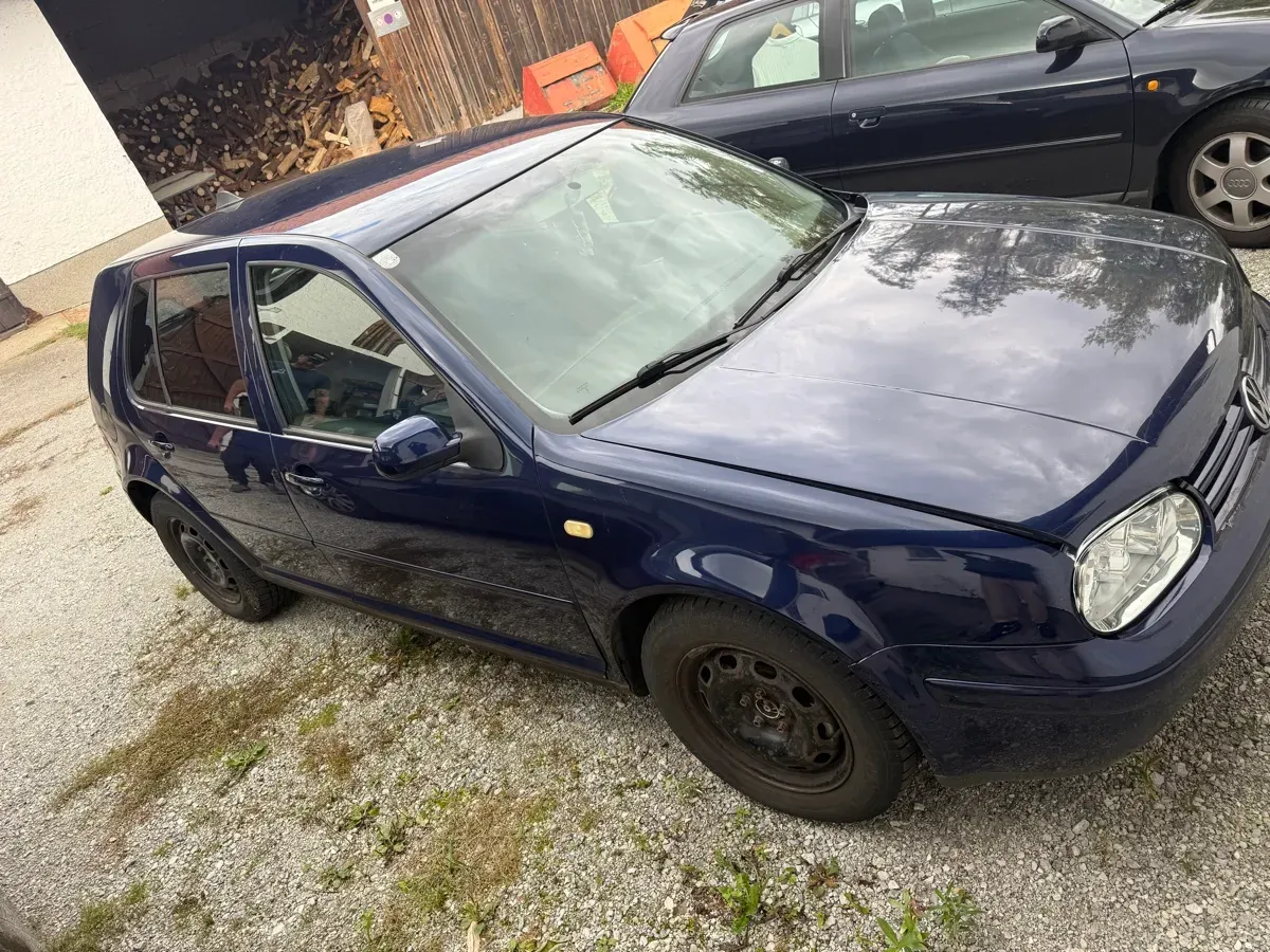 Volkswagen Golf 2001 photo 2