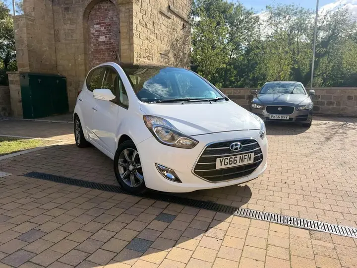 Hyundai Ix20 2016 photo 3
