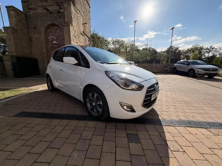 Hyundai Ix20 2016 photo 4