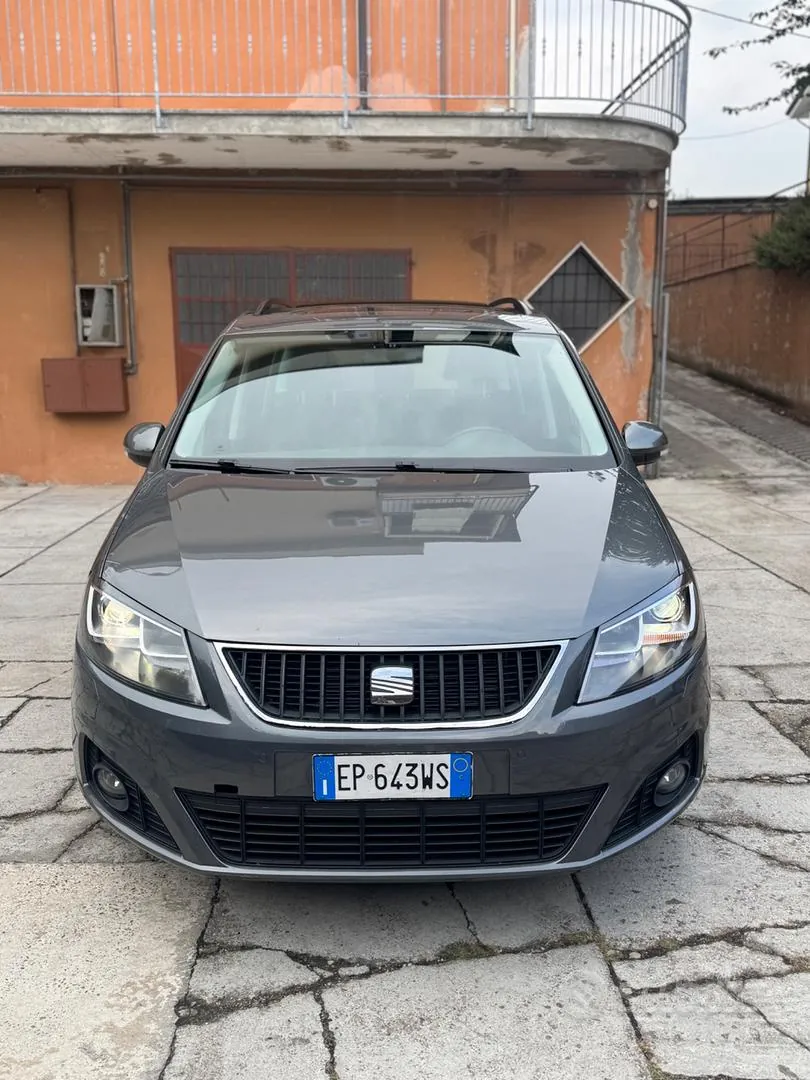 Seat Alhambra 2013 photo 2
