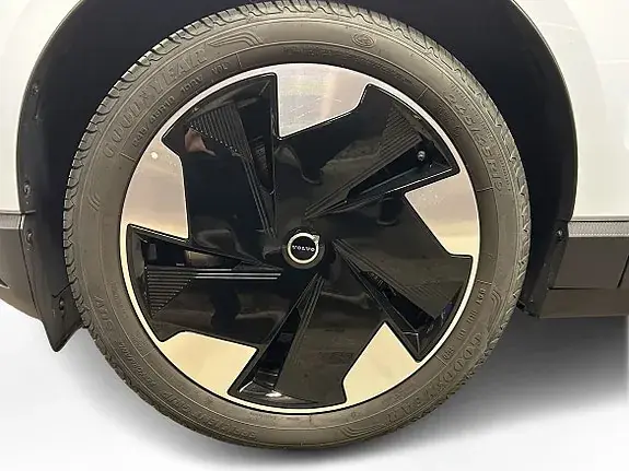 Volvo Ex30 2025 photo 4