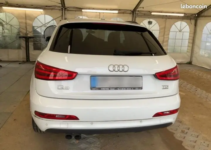Audi Q3 2013 photo 2