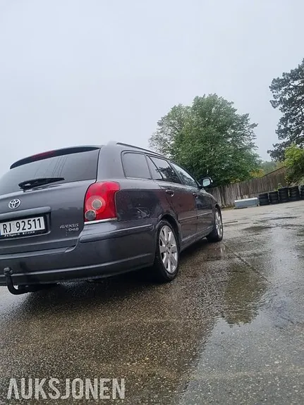 Toyota Avensis 2008 photo 5